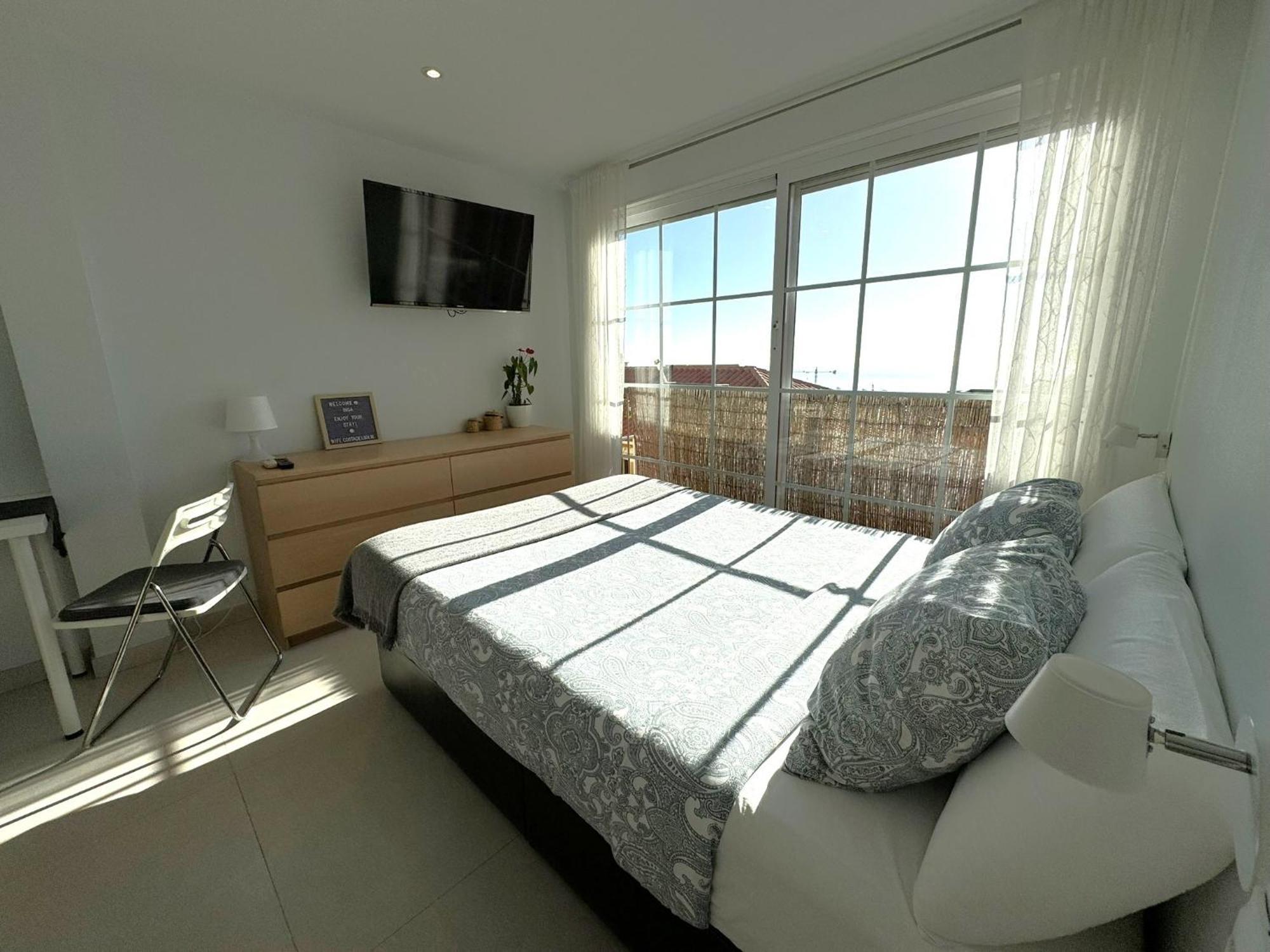 Peaceful Studio With Amazing Sea Views And Free Parking Benalmádena Kültér fotó